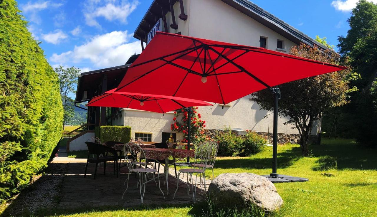 L'Escoundillou Hotel Saint-Jacques-des-Blats Bagian luar foto