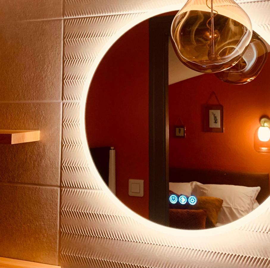 L'Escoundillou Hotel Saint-Jacques-des-Blats Bagian luar foto