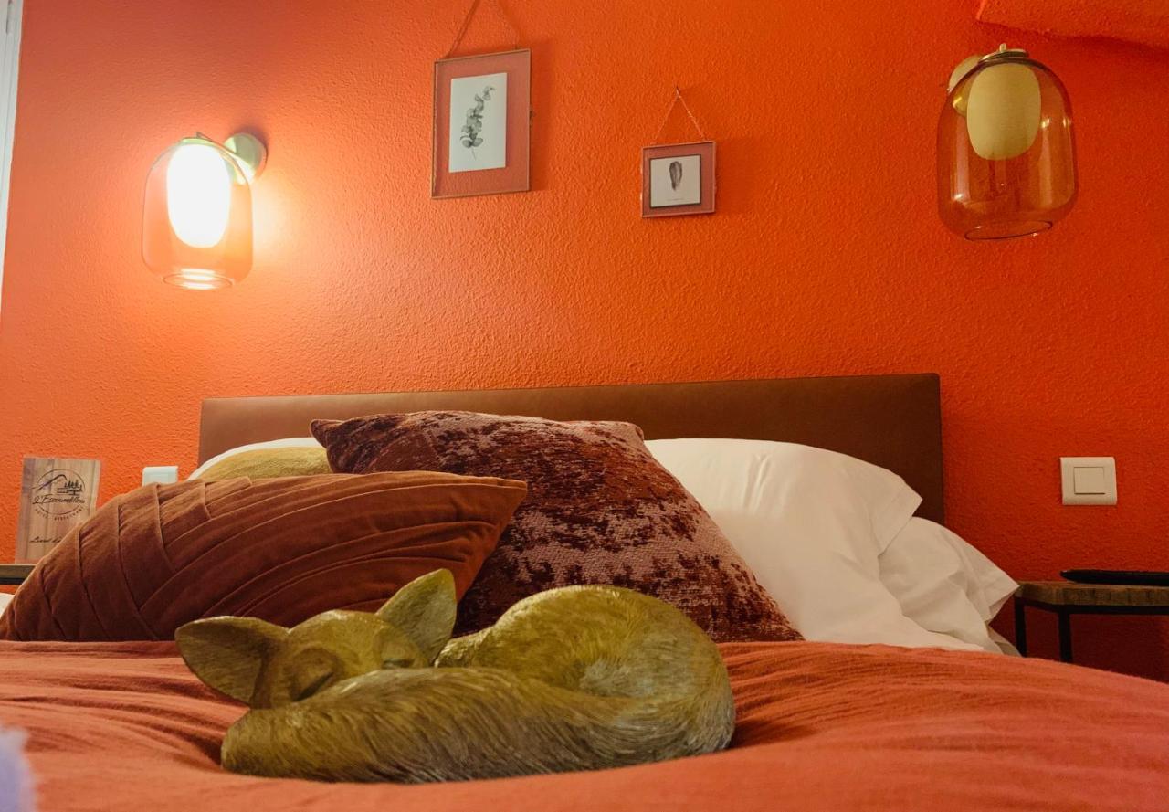 L'Escoundillou Hotel Saint-Jacques-des-Blats Bagian luar foto