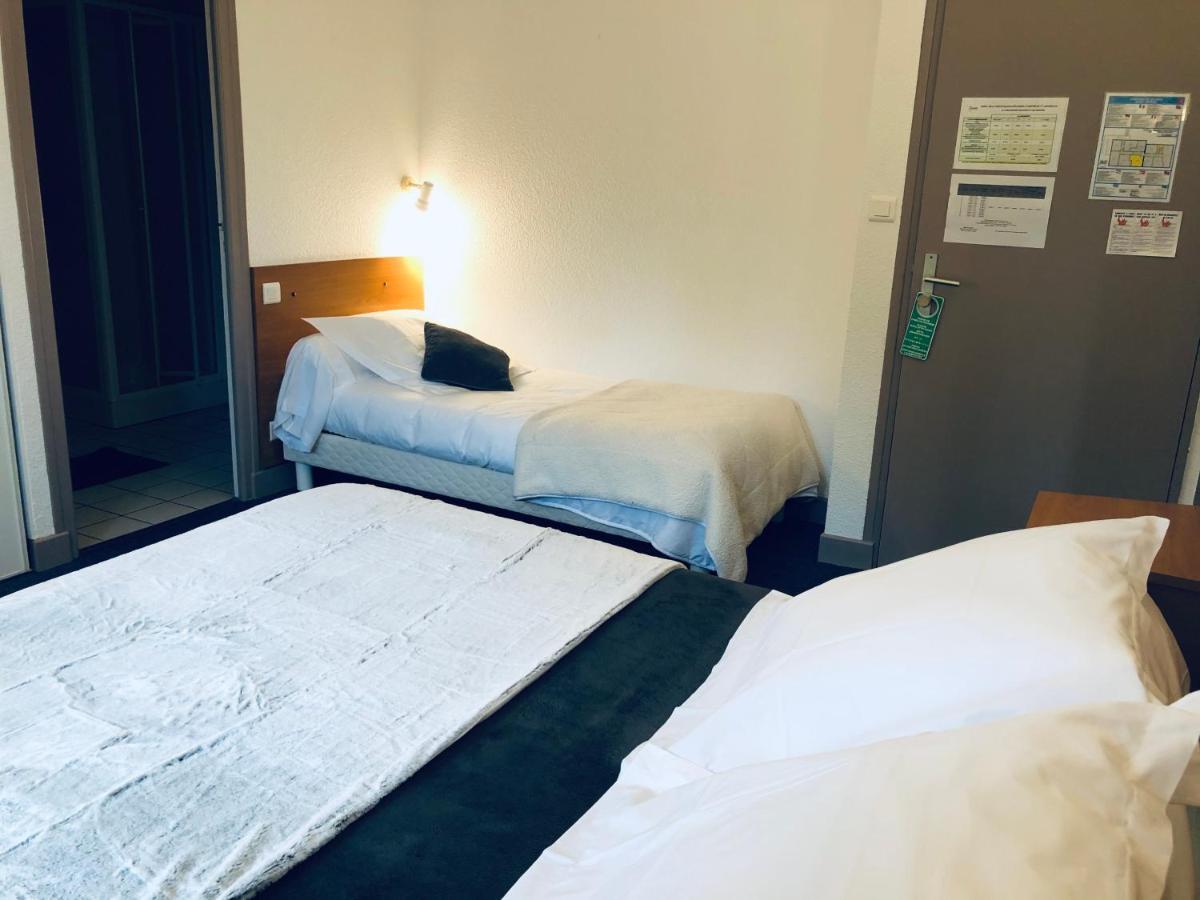 L'Escoundillou Hotel Saint-Jacques-des-Blats Bagian luar foto