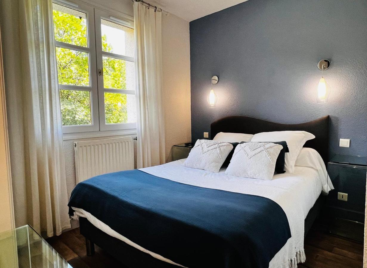 L'Escoundillou Hotel Saint-Jacques-des-Blats Bagian luar foto