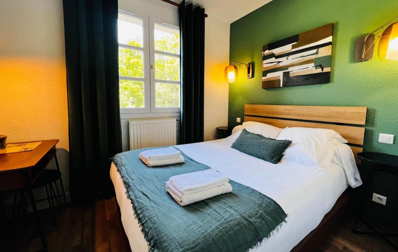 L'Escoundillou Hotel Saint-Jacques-des-Blats Bagian luar foto