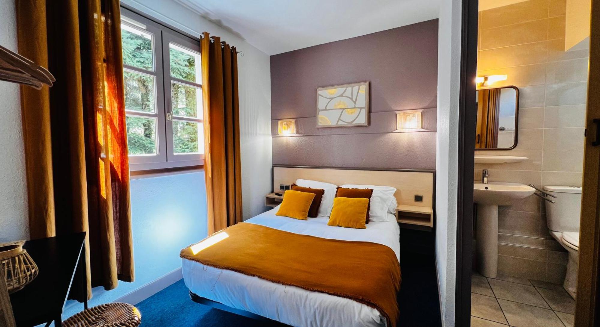 L'Escoundillou Hotel Saint-Jacques-des-Blats Bagian luar foto
